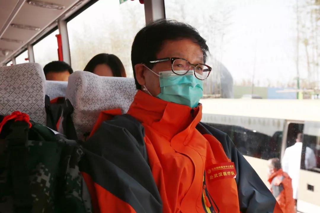 【戰(zhàn)“疫”人物】沖鋒的身影——記西安國際醫(yī)學中心醫(yī)院心臟病醫(yī)院院長、赴隨州醫(yī)療隊隊長王海昌教授
