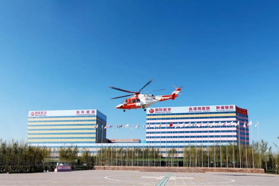 生命續(xù)航，分秒必爭！我院緊急救助一名跨省“飛”來的重癥患者