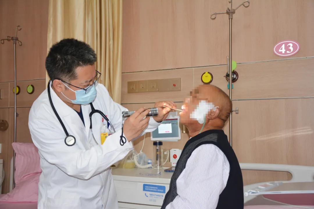 90歲的老爺爺患了腫瘤!放療中心“量身定制”診療方案，病情明顯緩解……