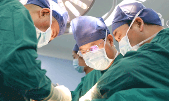 華商云健康—世界首例！我院骨科完成高難度、高科技3D打印可動人工頸椎-椎間盤復(fù)合體植入術(shù)