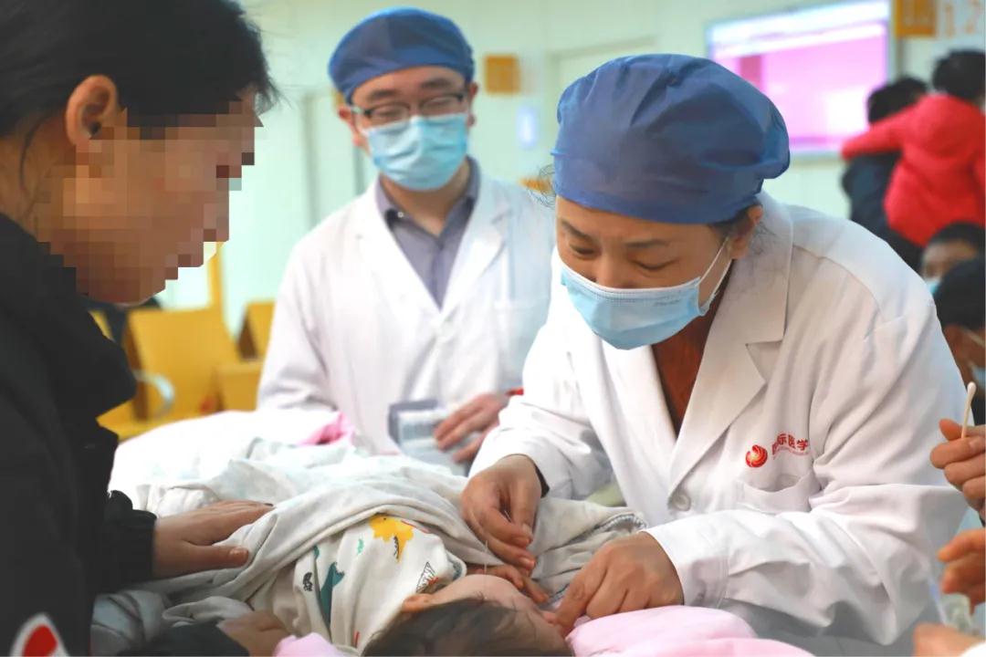 小兒高熱暈厥，這個(gè)穴位一針見效！