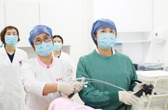 闌尾炎一定要做手術嗎？創(chuàng)傷小、無疤痕……來看看這個安全有效的內鏡治療方法