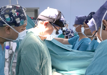 出生1天，草莓大心臟血管錯位，醫(yī)生精雕細(xì)琢重獲“心”生