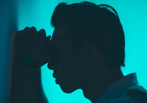 嗓子疼忍忍就過去了？這種病可能會致命！