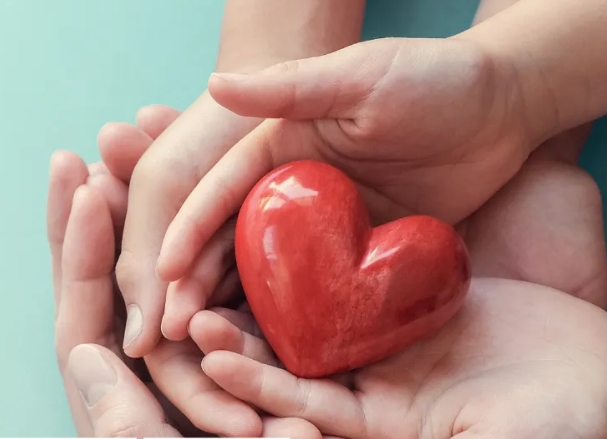 心梗救治日|牢記兩個(gè)“120”：及時(shí)撥打120電話，黃金“120”分鐘內(nèi)有效救治！