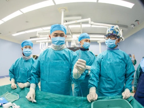 高血壓微創(chuàng)介入診療取得突破！我院成功實施經皮腎動脈去交感神經術