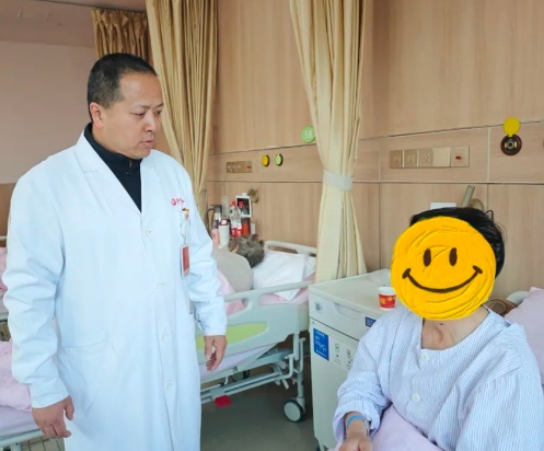 視力模糊、頭暈頭痛？專家：這項(xiàng)顱內(nèi)腫瘤檢查必不可少