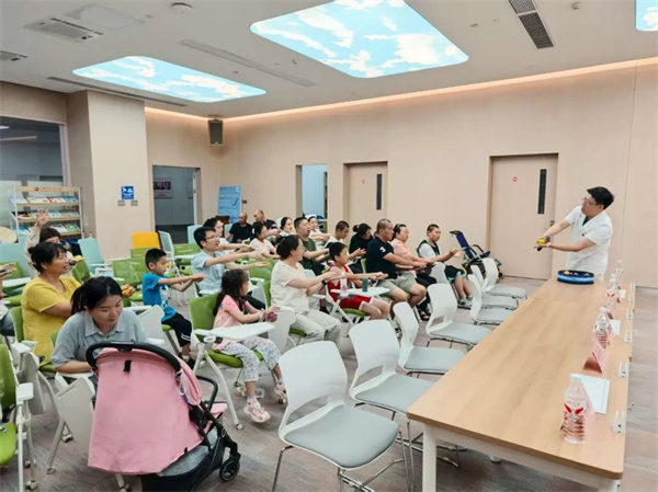 愛在音符中流淌，希望在指尖處傳遞——直擊腦癱多學科義診現場