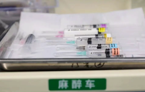 心梗6天+粉碎骨折！教科書上的“禁區(qū)”，他們硬是闖過(guò)來(lái)了…