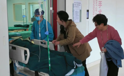 91歲骨折好了，92歲又來(lái)…“孫二娘”母女的犟與愛(ài)